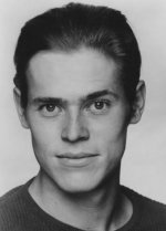 young-willem-dafoe-v0-mb9u71at51lb1.jpg